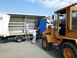 kamionski prevoz Beograd utovar osetljivih lomljivih elemenata YouTube video