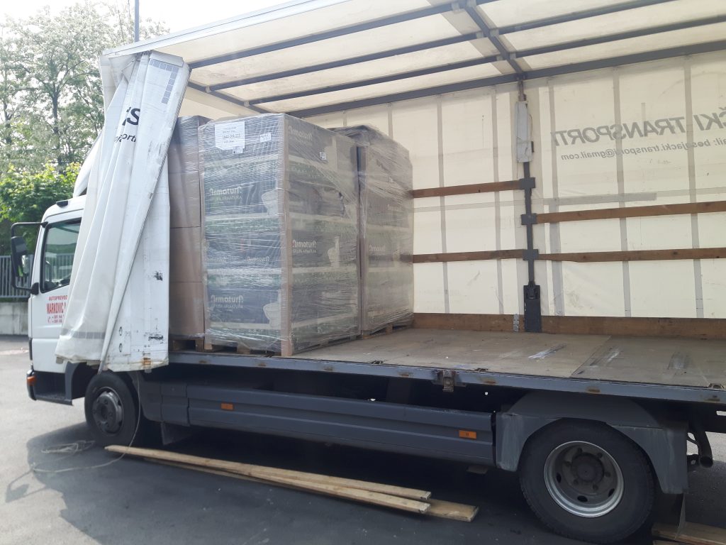 tovarni prostor kamiona sa ceradom